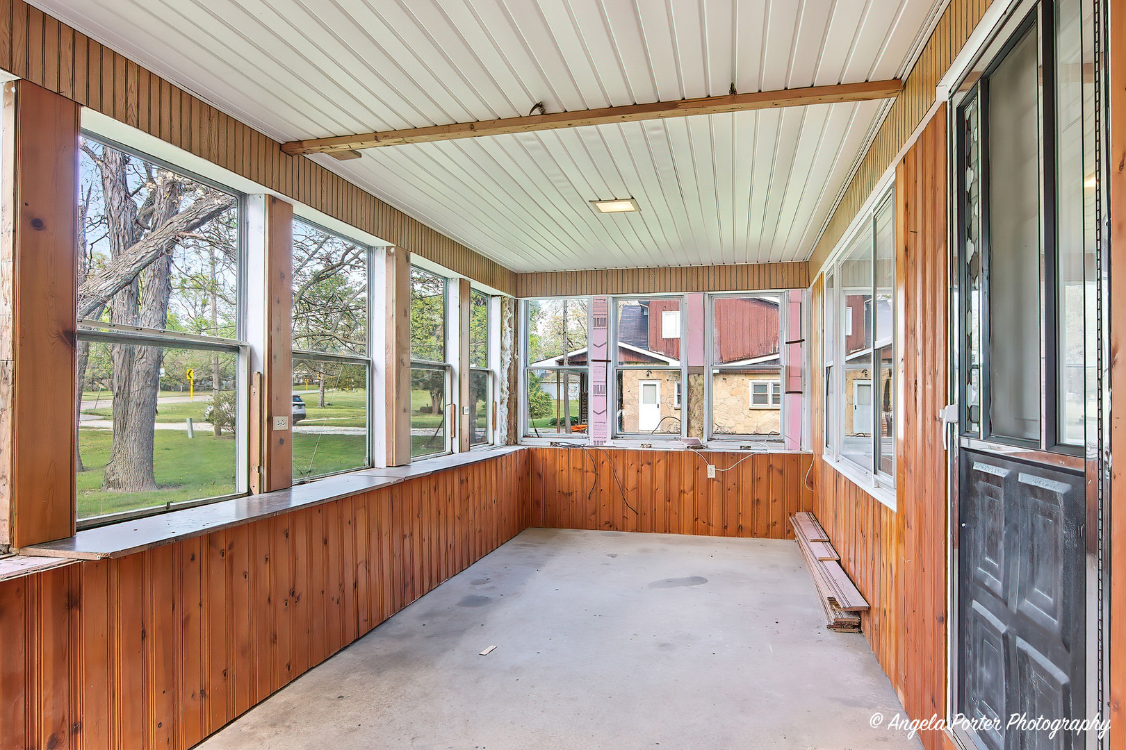42169 North Lake Avenue Antioch IL 60002