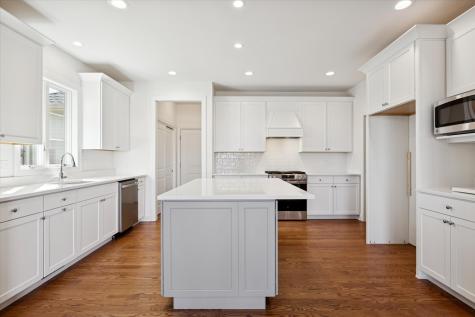 3650 Wintergreen Terrace Algonquin IL 60102