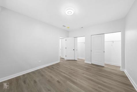 4241 West Walton Street Chicago IL 60651