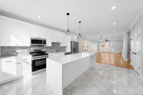 4241 West Walton Street Chicago IL 60651