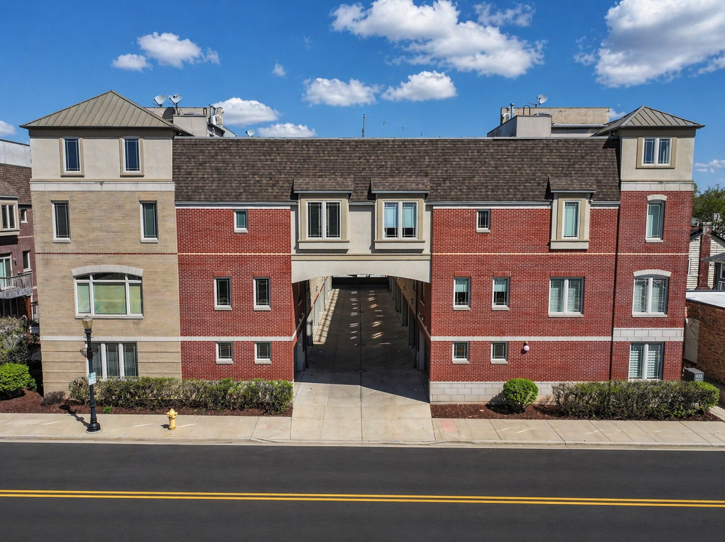 922 Warren Avenue Downers Grove IL 60515