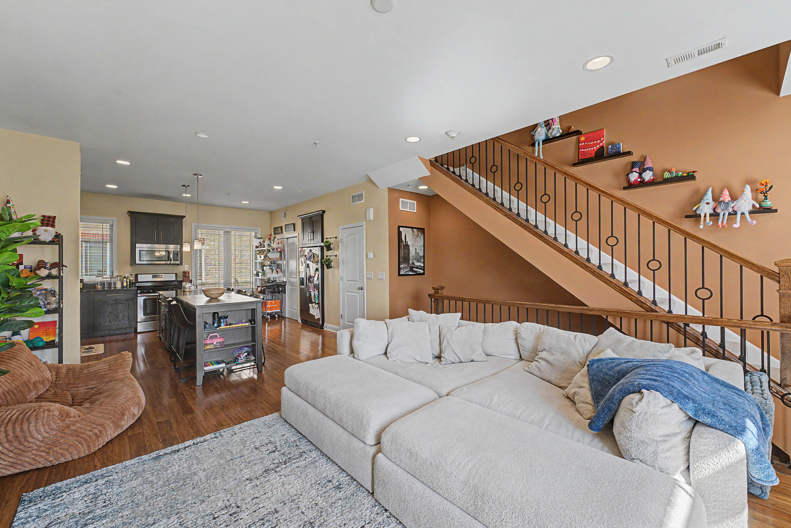 922 Warren Avenue Downers Grove IL 60515