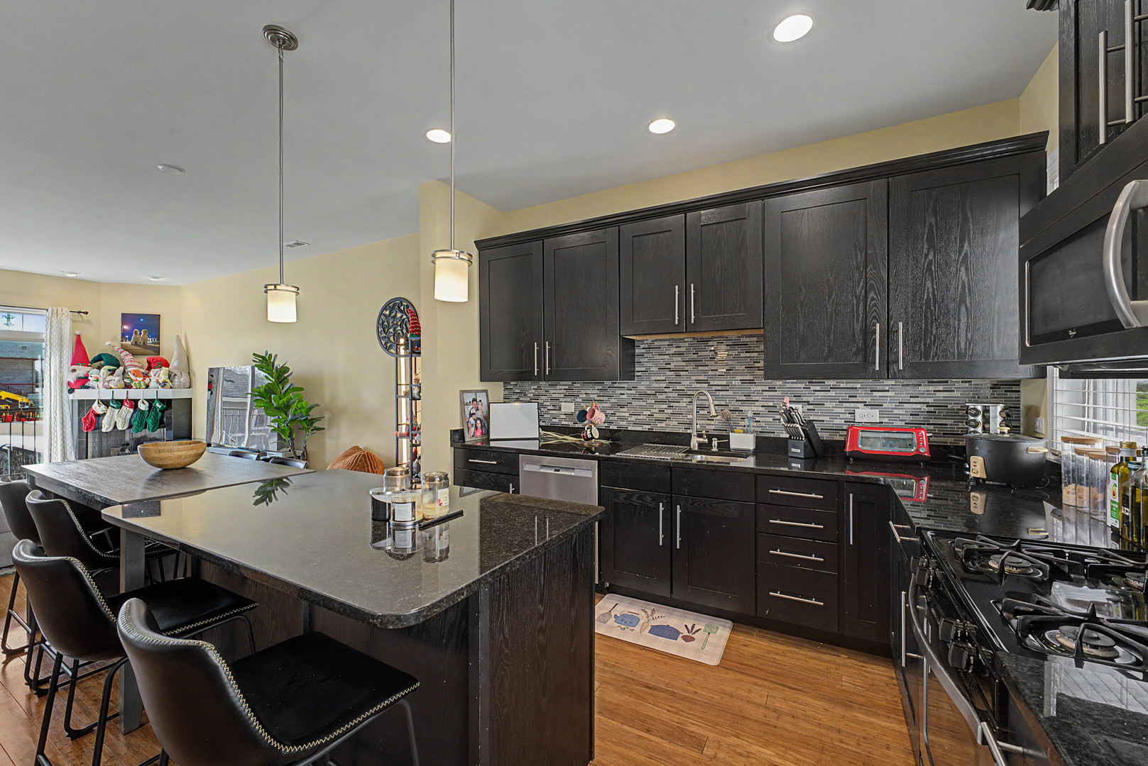 922 Warren Avenue Downers Grove IL 60515