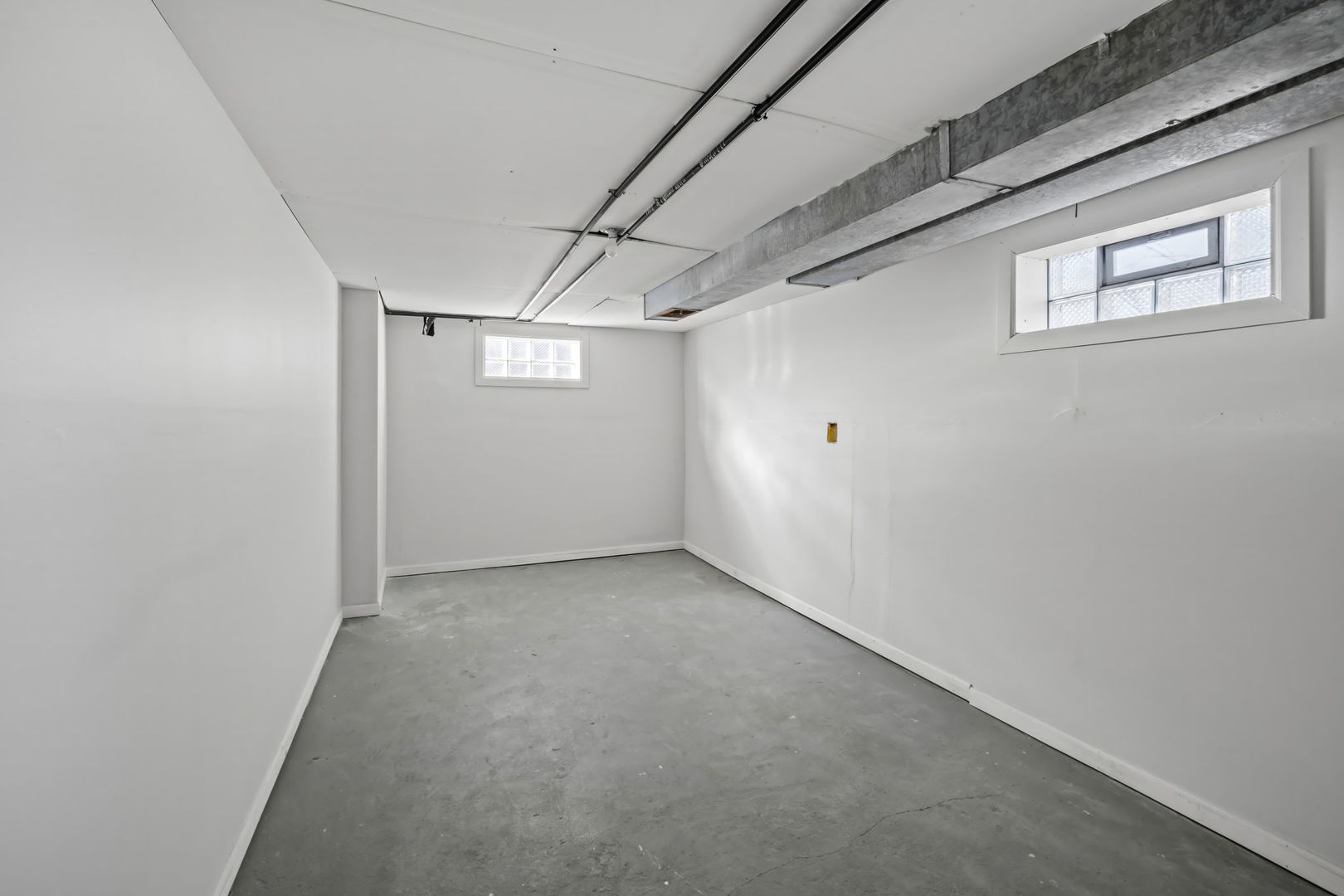 10214 South La Salle Street Chicago IL 60628
