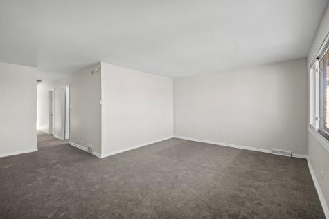 10214 South La Salle Street Chicago IL 60628