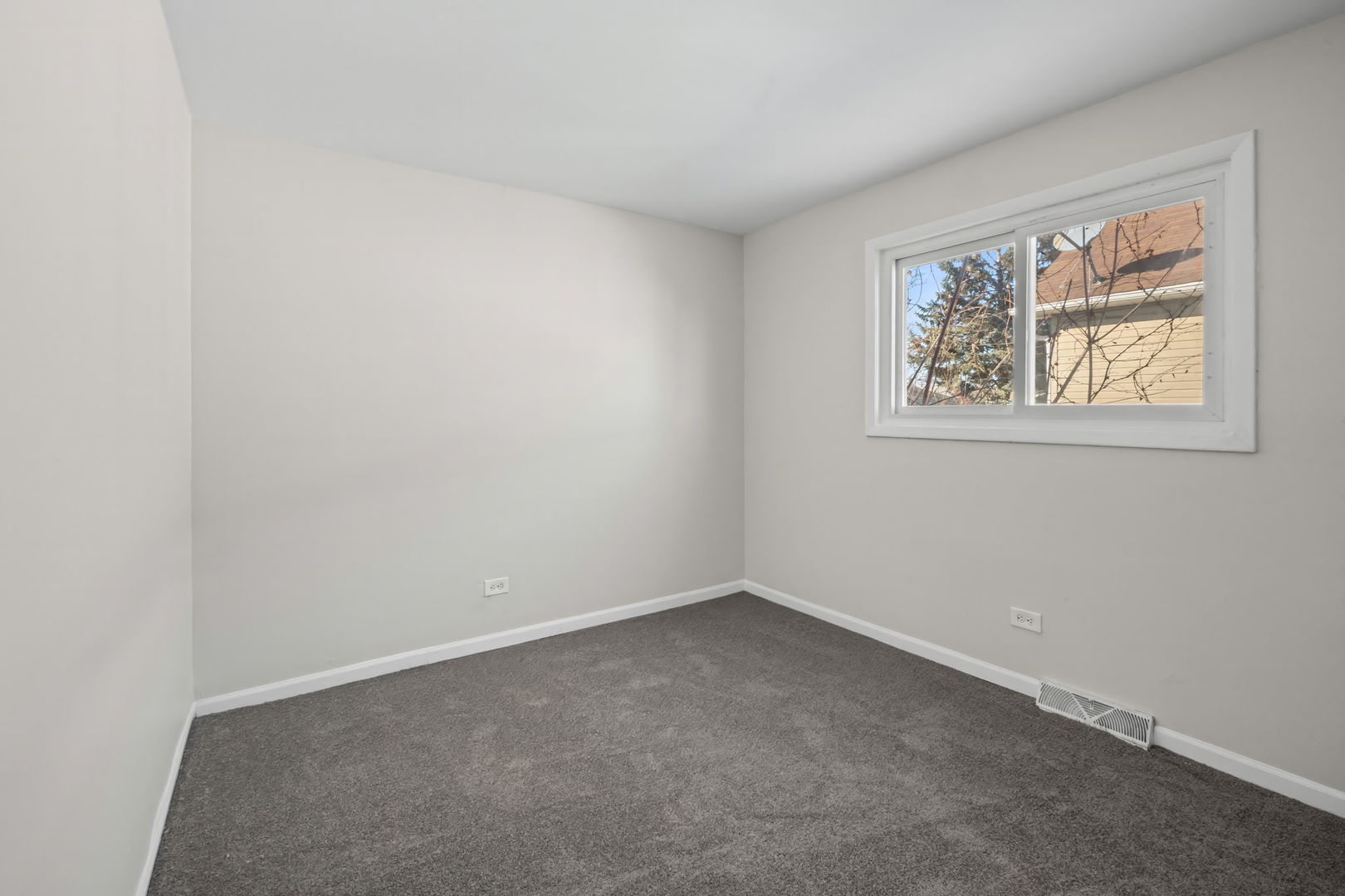 10214 South La Salle Street Chicago IL 60628