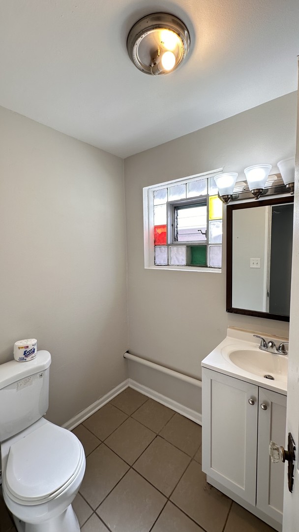 10214 South La Salle Street Chicago IL 60628