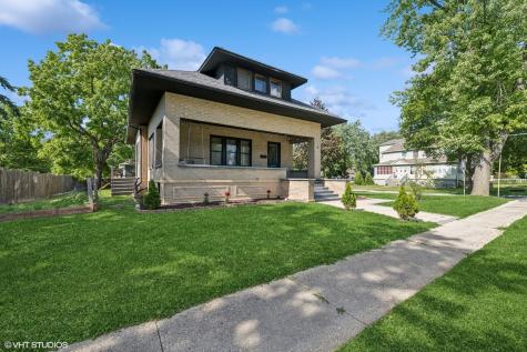 306 East Diggins Street Harvard IL 60033