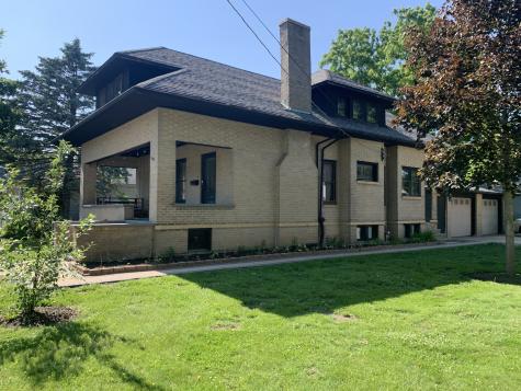 306 East Diggins Street Harvard IL 60033