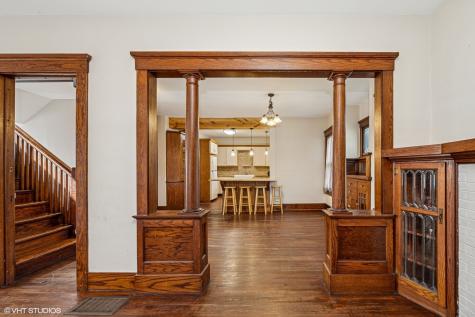 306 East Diggins Street Harvard IL 60033