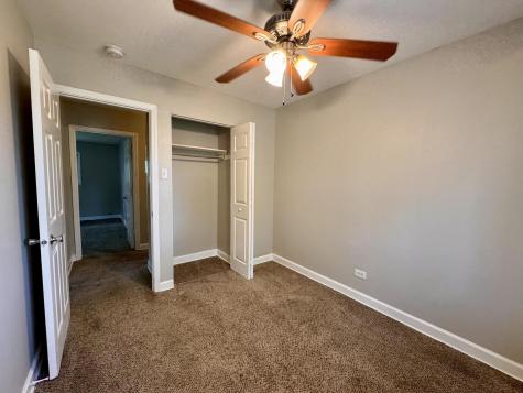 17132 Walter Street Lansing IL 60438