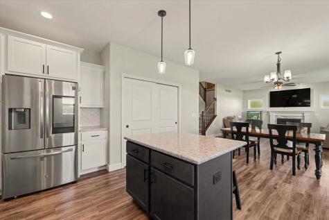 1706 Littlefield Lane Mahomet IL 61853