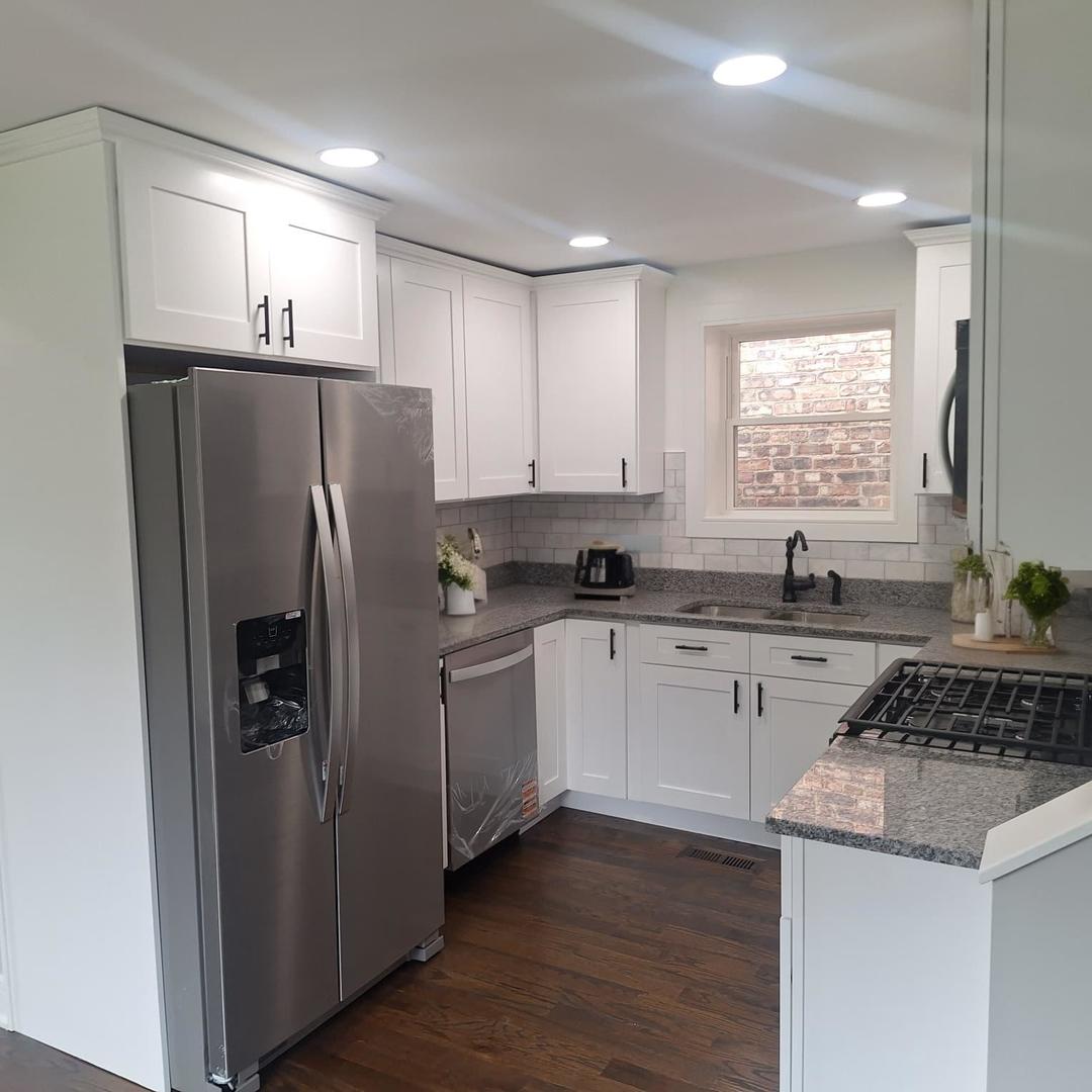 6946 South Loomis Boulevard Chicago IL 60636