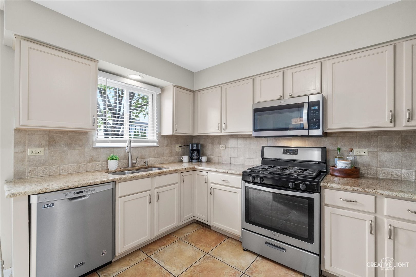 2844 Bluewater Circle Naperville IL 60564
