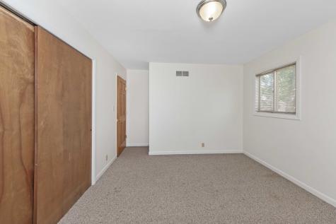 312 East 5th Street Minonk IL 61760