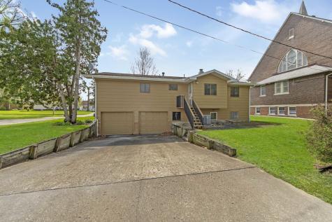 312 East 5th Street Minonk IL 61760