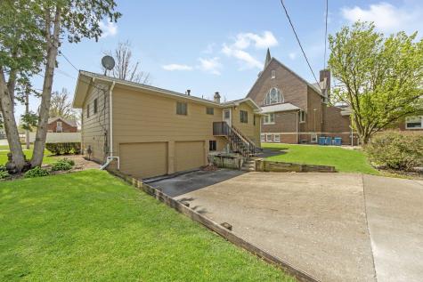 312 East 5th Street Minonk IL 61760