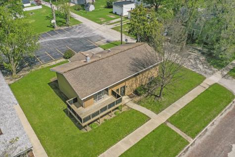 312 East 5th Street Minonk IL 61760