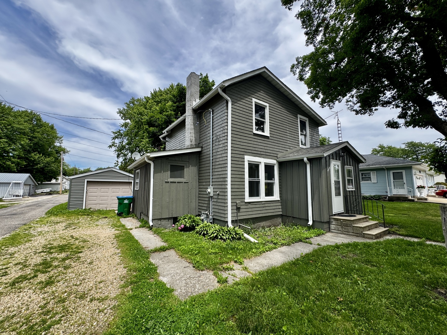 404 4TH Street Mendota IL 61342