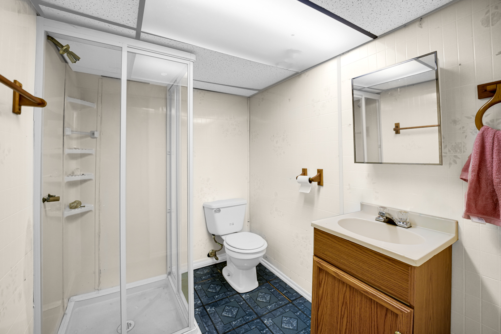 10502 South Hoxie Avenue Chicago IL 60617