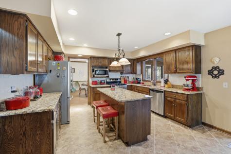 545 Blackhawk Drive Batavia IL 60510