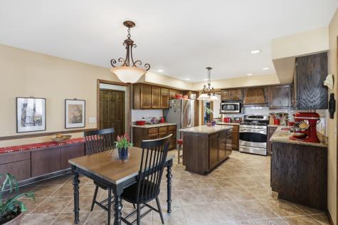 545 Blackhawk Drive Batavia IL 60510