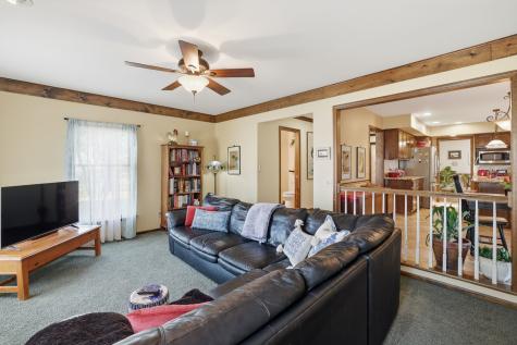 545 Blackhawk Drive Batavia IL 60510