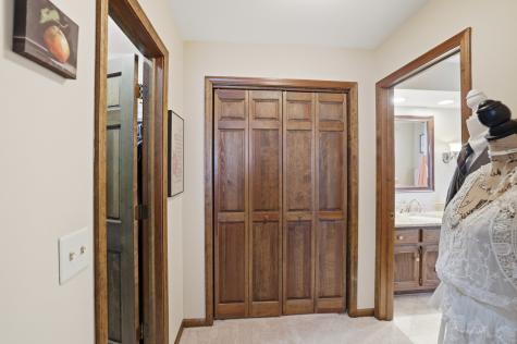 545 Blackhawk Drive Batavia IL 60510