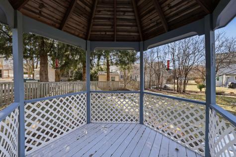 545 Blackhawk Drive Batavia IL 60510