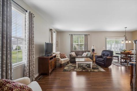1769 Hannah Lane Hampshire IL 60140