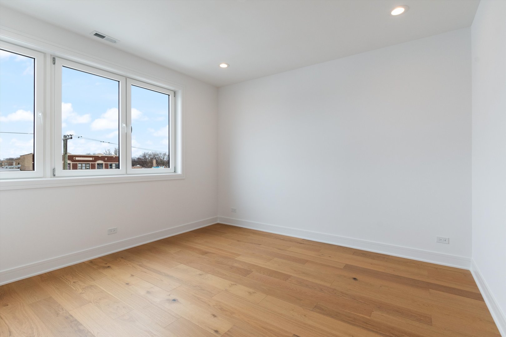 6414 North Francisco Avenue Chicago IL 60645