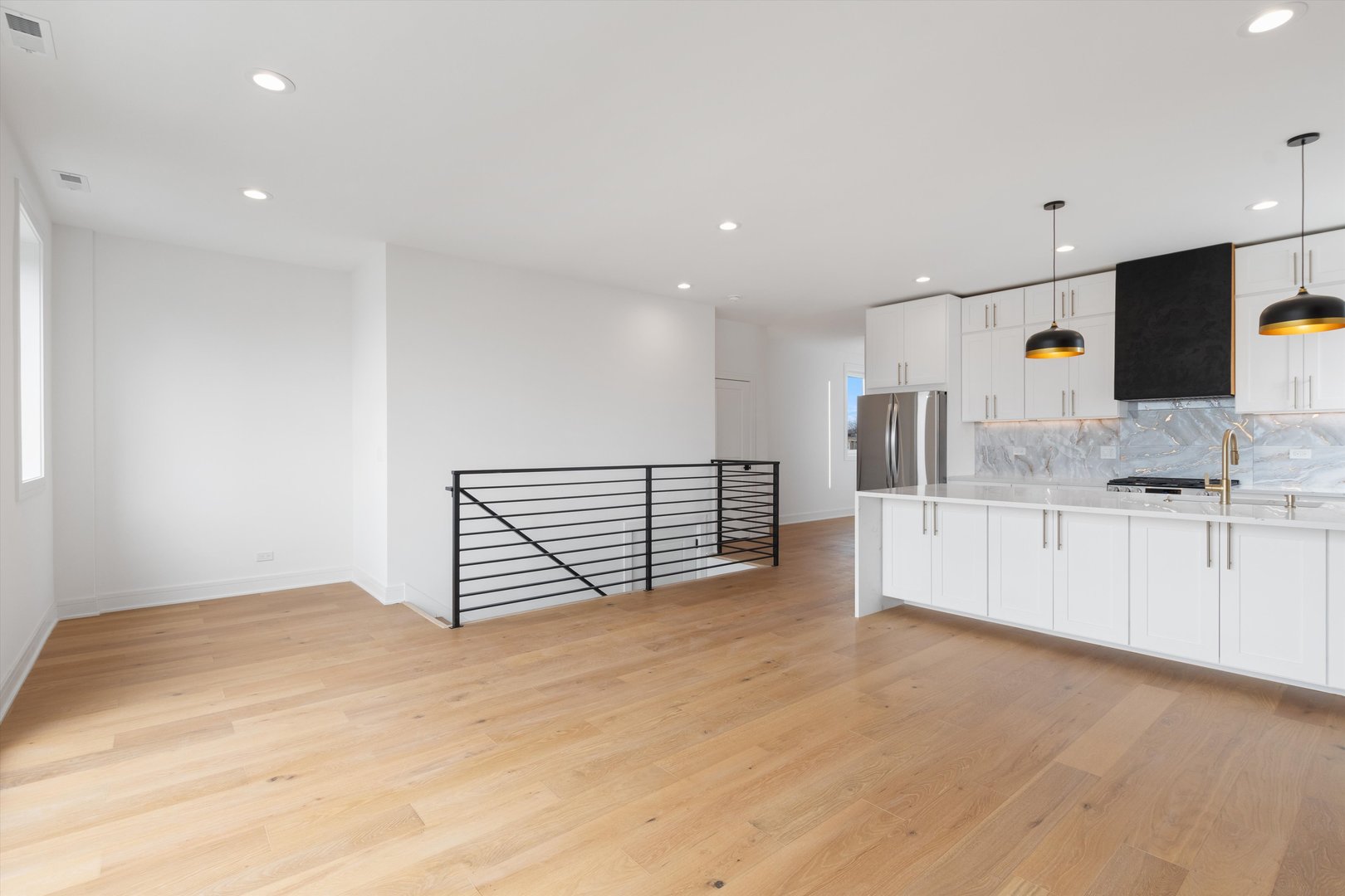 6414 North Francisco Avenue Chicago IL 60645