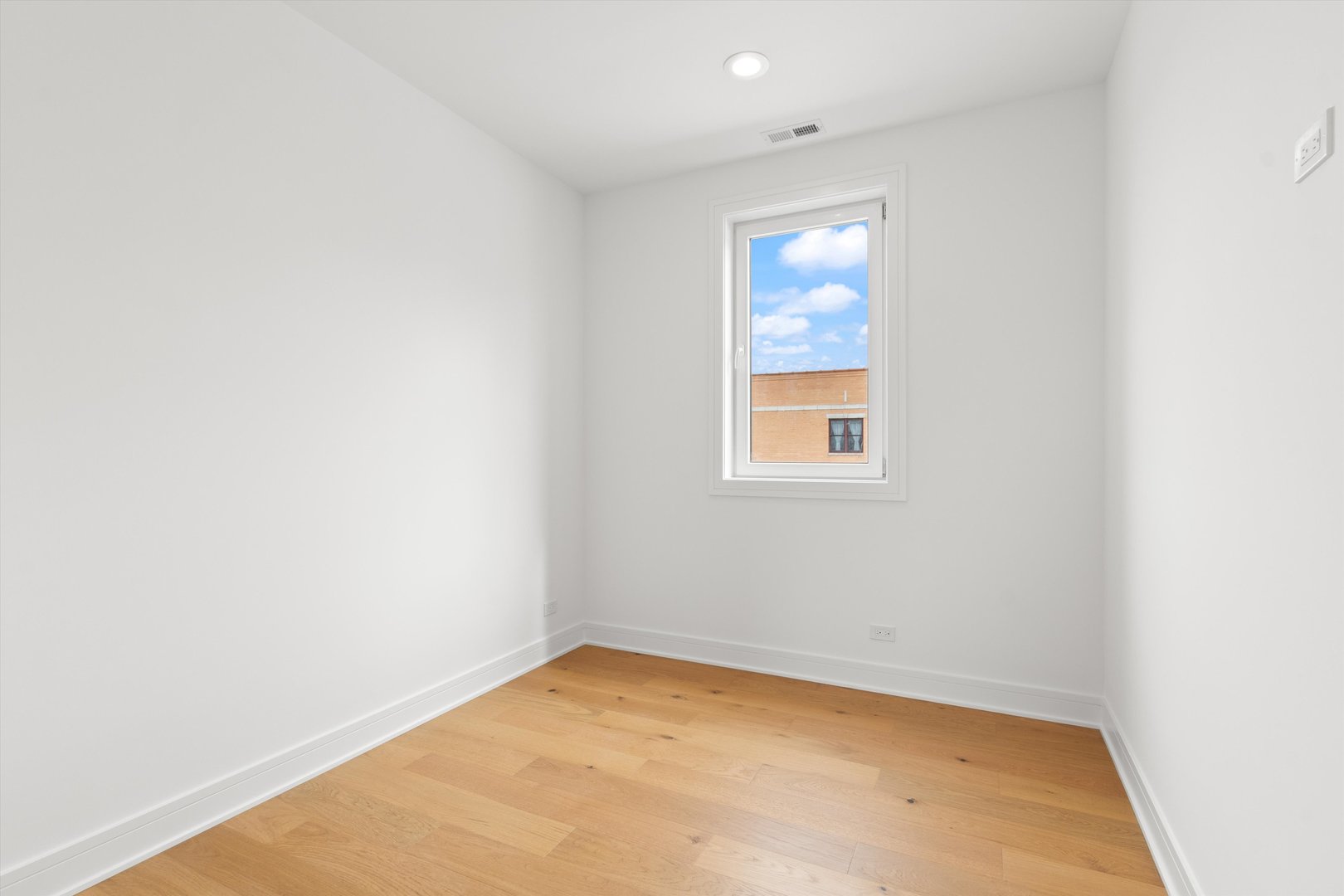 6414 North Francisco Avenue Chicago IL 60645
