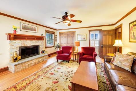 203 North Haddow Avenue Arlington Heights IL 60004