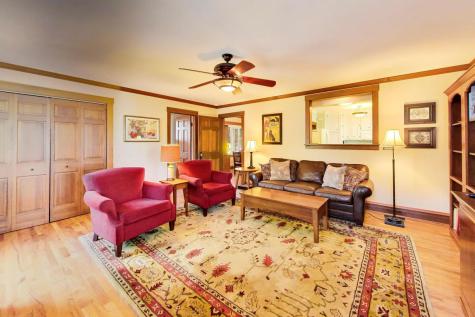 203 North Haddow Avenue Arlington Heights IL 60004