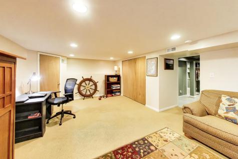 203 North Haddow Avenue Arlington Heights IL 60004