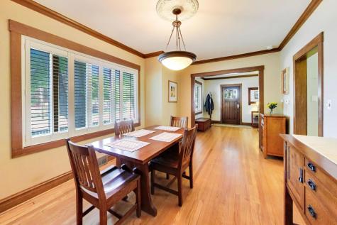 203 North Haddow Avenue Arlington Heights IL 60004