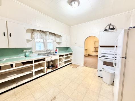 301 North Mclaren Street Marion IL 62959