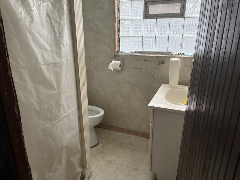 7340 South Crandon Avenue Chicago IL 60649