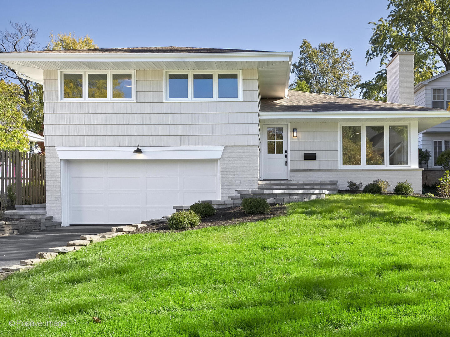 215 Walker Avenue Clarendon Hills IL 60514