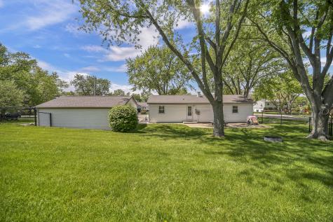 137 Birchwood Road Carpentersville IL 60110