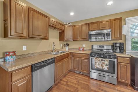 137 Birchwood Road Carpentersville IL 60110