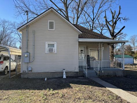 403 Layman Street Benton IL 62812