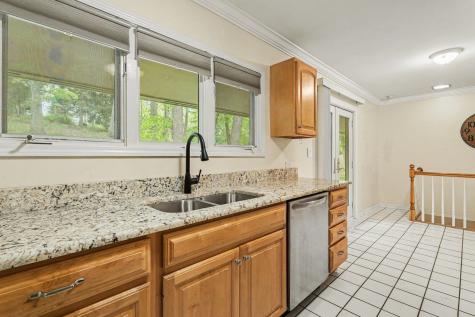 61 Timberlake Road Barrington IL 60010
