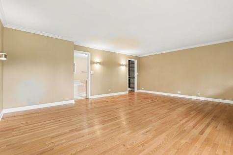 61 Timberlake Road Barrington IL 60010