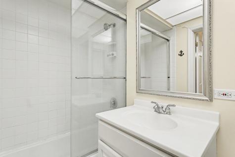 61 Timberlake Road Barrington IL 60010