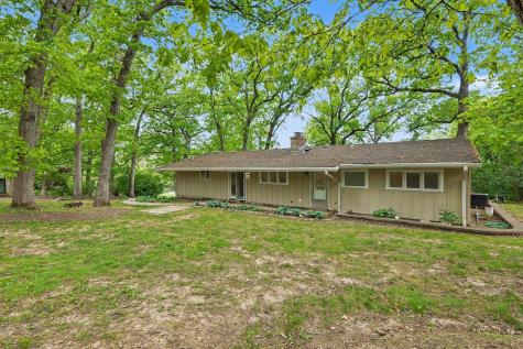 61 Timberlake Road Barrington IL 60010