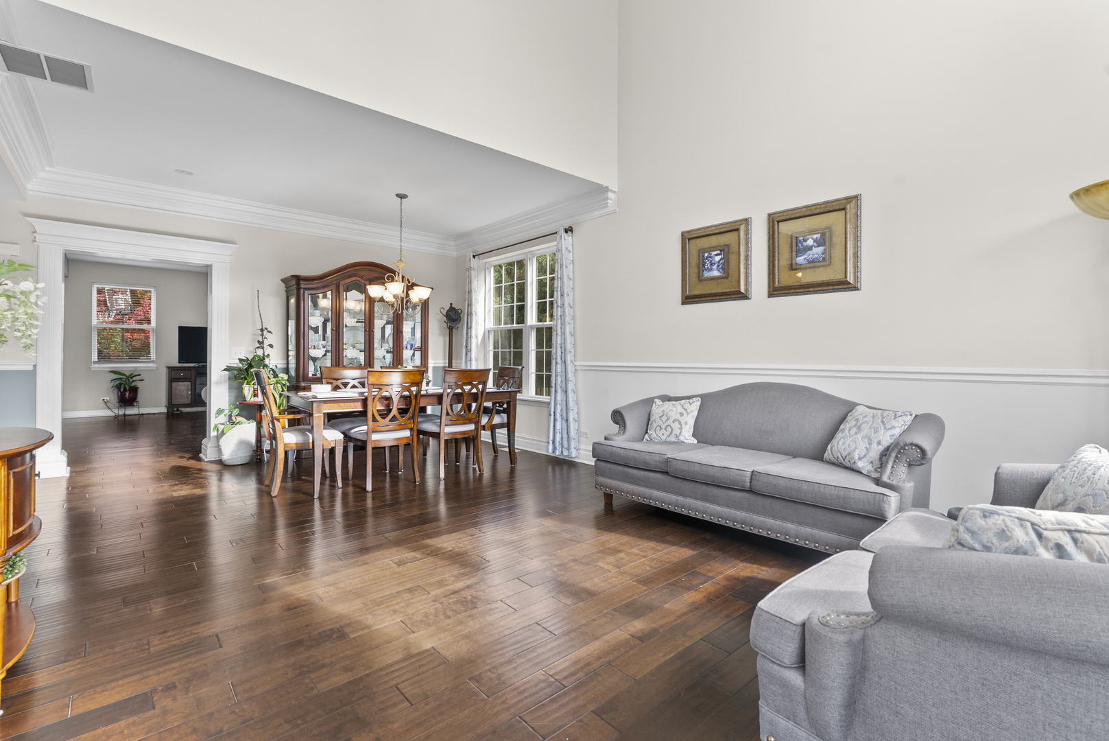 1896 Sedgegrass Trail Aurora IL 60504