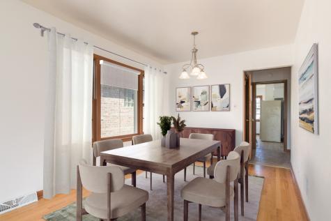 4846 West Foster Avenue Chicago IL 60630