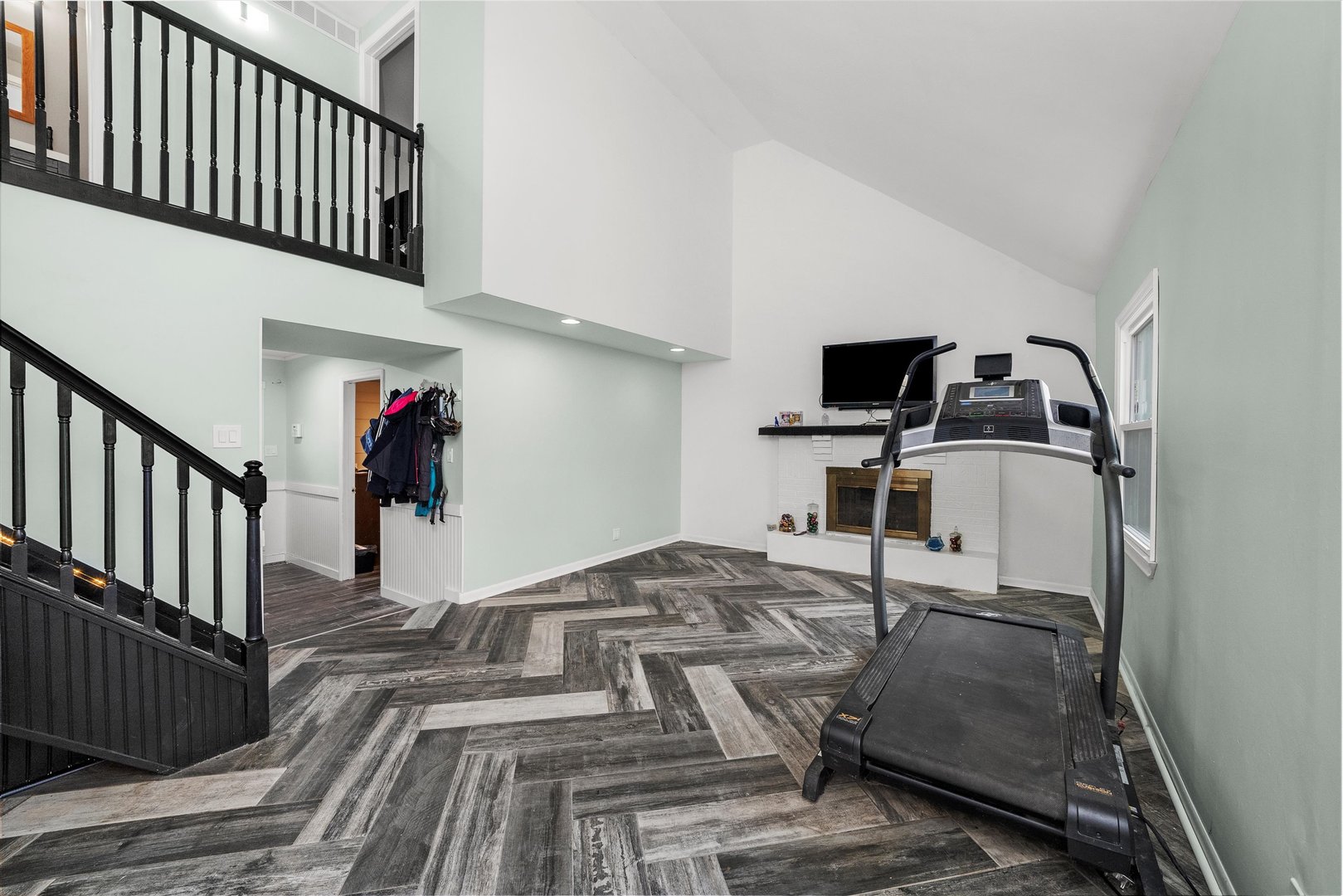 473 Rockhurst Road Bolingbrook IL 60440